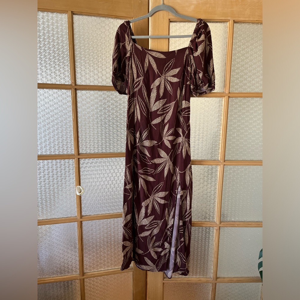 Printed mango dress with square neckline